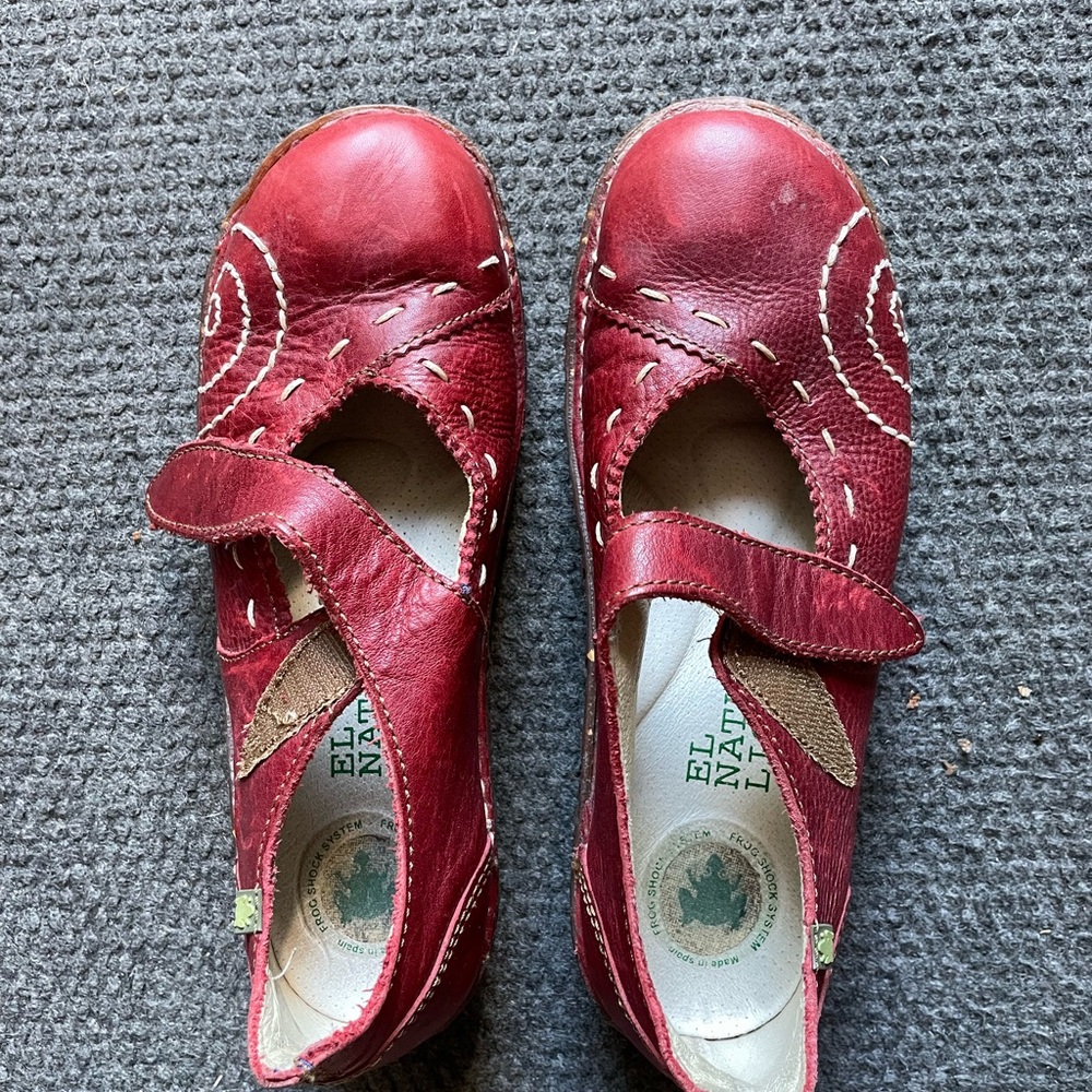 El Naturalista Mary Jane Shoes size 7.5